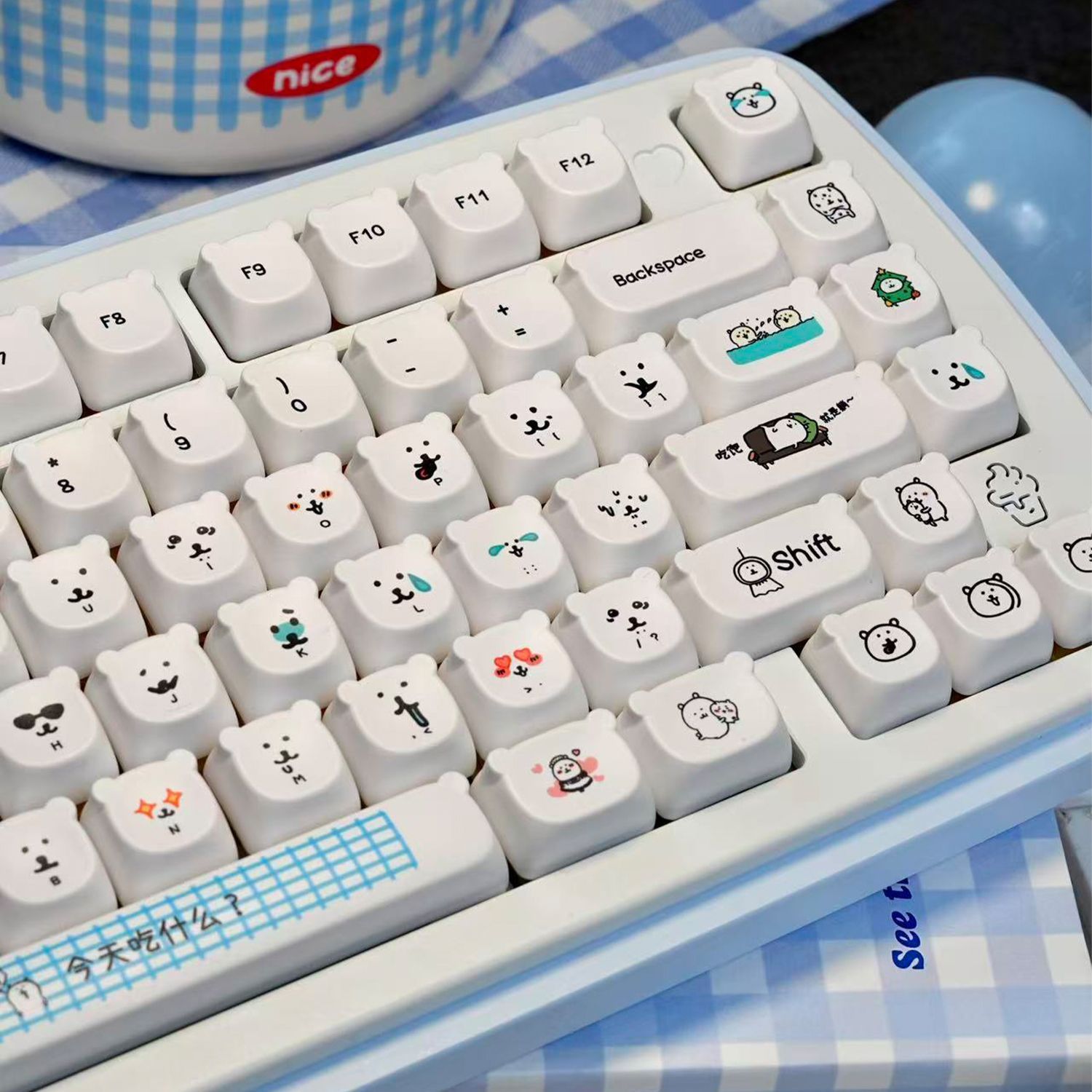 Gaming Keyboard Ergo - Kawaii Cartoon Joke Bear PBT Keycap